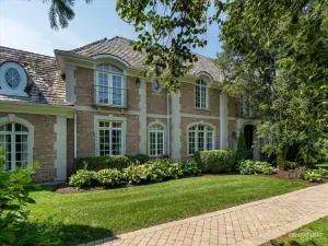 105 Burr Ridge Club Drive Burr Ridge IL 60527 MLS #MRD12492290 52 broker reciprocity