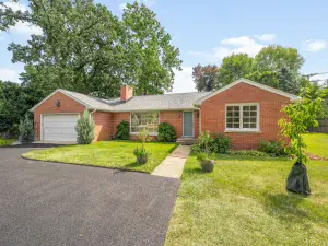 694 Parkside Court Libertyville IL 60048 MLS #MRD12500652 64 broker reciprocity