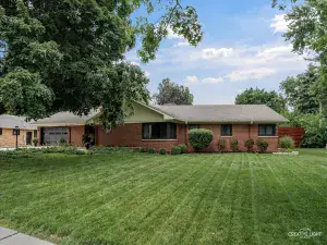 215 W Rock Street Plano IL 60545 MLS #MRD12473023 50 broker reciprocity