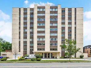 11 6th Avenue #2A La Grange IL 60525 MLS #MRD12502171 48 broker reciprocity