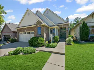 2104 Georgetown Circle Champaign IL 61821 MLS #MRD12498202 60 broker reciprocity