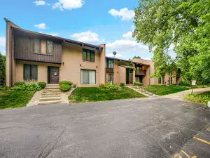 4700 N Ashland Avenue #6 Chicago IL 60640 MLS #MRD12467575 58 broker reciprocity