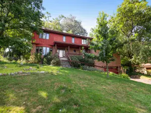 9712 W Shore Drive Oak Lawn IL 60453 MLS #MRD12391906 64 broker reciprocity