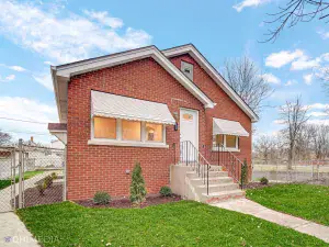15354 Dobson Avenue South Holland IL 60473 MLS #MRD12450538 58 broker reciprocity
