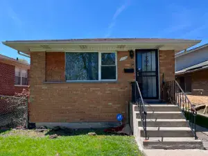 8505 S King Drive Chicago IL 60619 MLS #MRD12372403 60 broker reciprocity