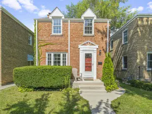 452 North Avenue Waukegan IL 60085 MLS #MRD12503093 50 broker reciprocity