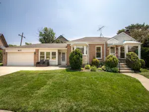 8306 Central Avenue Morton Grove IL 60053 MLS #MRD12500503 64 broker reciprocity