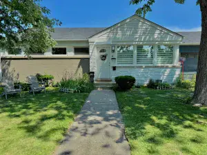 154 E US Highway 34 Mendota IL 61342 MLS #MRD12407098 62 broker reciprocity