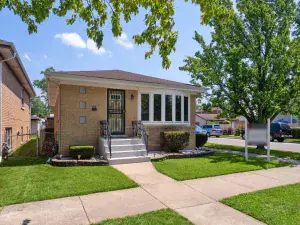 9701 S Avalon Avenue Chicago IL 60628 MLS #MRD12480032 54 broker reciprocity
