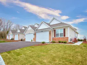 5703 Fox Lake Road McHenry IL 60051 MLS #MRD12504338 52 broker reciprocity