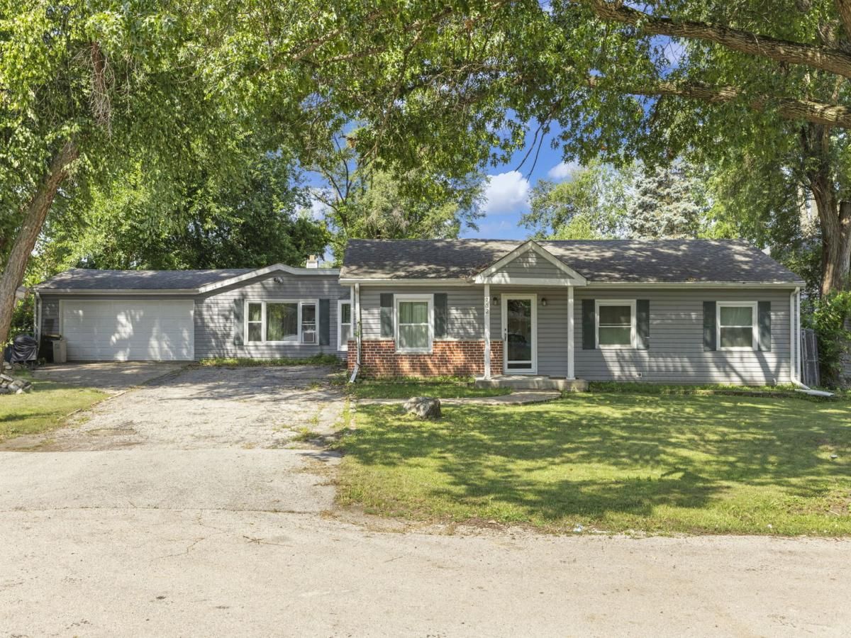 0S732 Myrtle Street Winfield IL 60190 MLS #MRD12436635 45 MLS #MRD12436635 image #0