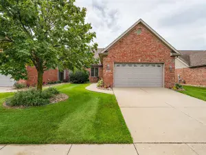 1805 Glenbridge Road Bloomington IL 61704 MLS #MRD12320041 54 broker reciprocity