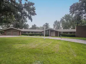 1036 Quarry Court #1 Carol Stream IL 60188 MLS #MRD12310696 48 broker reciprocity
