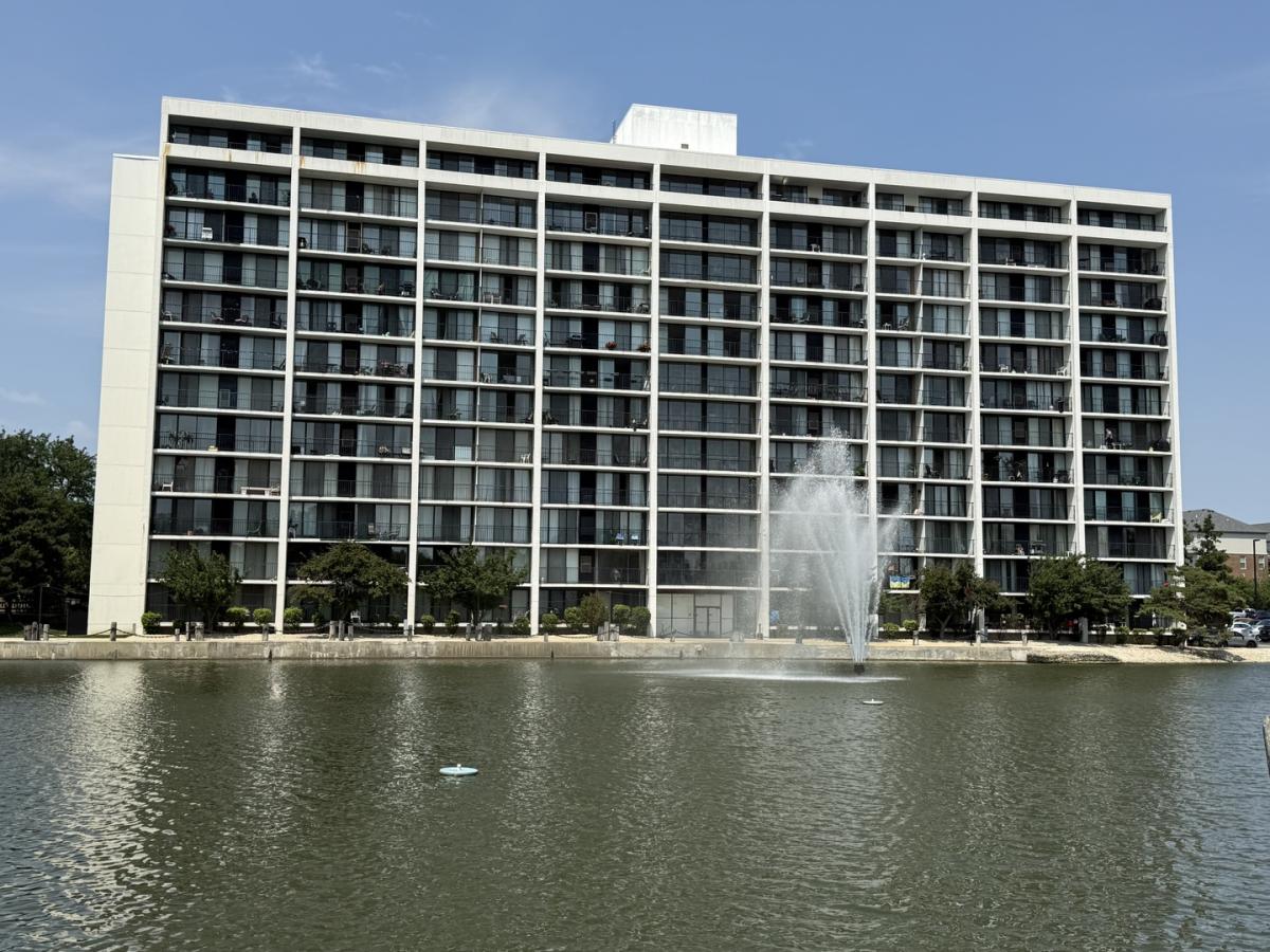 2005 S Finley Road #1107 Lombard IL 60148 MLS #MRD12437193 45 MLS #MRD12437193 image #0