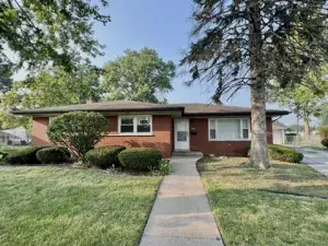 14301 Kenwood Avenue Dolton IL 60419 MLS #MRD12461920 52 broker reciprocity