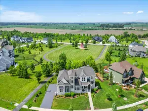 523 Mallard Point Drive North Aurora IL 60542 MLS #MRD12477005 42 broker reciprocity