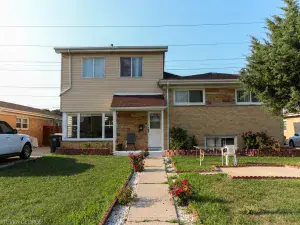 2751 Pauline Avenue Glenview IL 60025 MLS #MRD12453379 50 broker reciprocity