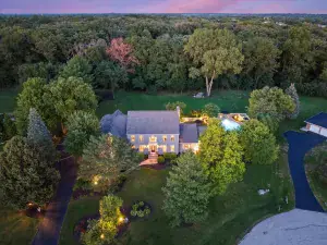 3717 Lindsay Lane Crystal Lake IL 60014 MLS #MRD12491884 46 broker reciprocity