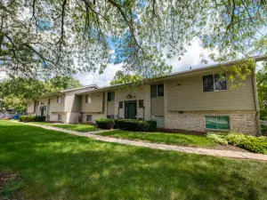 314-316 W Main Street St. Charles IL 60174 MLS #MRD12468958 42 broker reciprocity