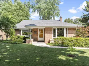 8554 W Bruce Drive Niles IL 60714 MLS #MRD12498359 56 broker reciprocity