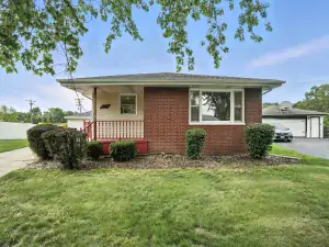19830 Burnham Avenue Lynwood IL 60411 MLS #MRD12417946 58 broker reciprocity