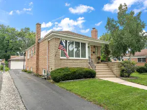 10052 S Green Street Chicago IL 60643 MLS #MRD12501237 64 broker reciprocity