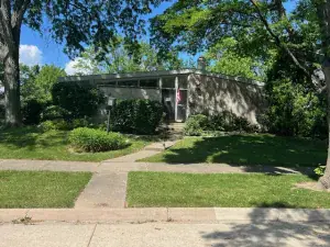 4401 Adele Lane Oak Forest IL 60452 MLS #MRD12503799 54 broker reciprocity