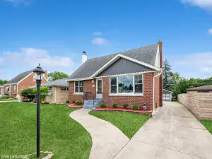 1512 N Oneida Lane Mount Prospect IL 60056 MLS #MRD12494455 64 broker reciprocity