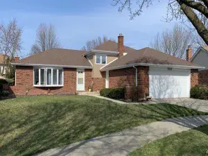 425 37TH Street Downers Grove IL 60515 MLS #MRD12502424 64 broker reciprocity