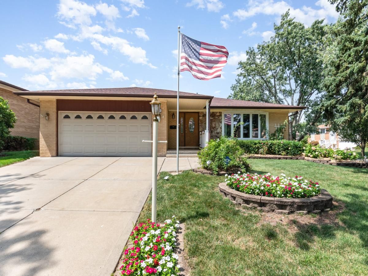 15200 Pine Drive Oak Forest IL 60452 MLS #MRD12441209 45 MLS #MRD12441209 image #0