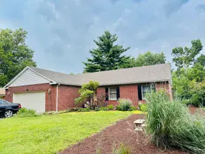 411 W 13th Street Sterling IL 61081 MLS #MRD12487699 18 broker reciprocity