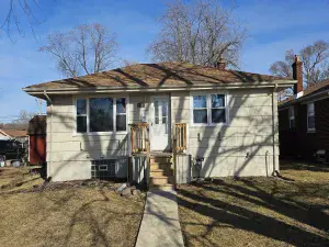 14237 Minerva Avenue Dolton IL 60419 MLS #MRD12446272 60 broker reciprocity
