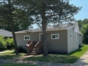 915 W Superior Street Ottawa IL 61350 MLS #MRD12442204 41 MLS #MRD12442204 image #0