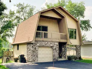 4205 Jay Street Johnsburg IL 60051 MLS #MRD12467312 50 broker reciprocity