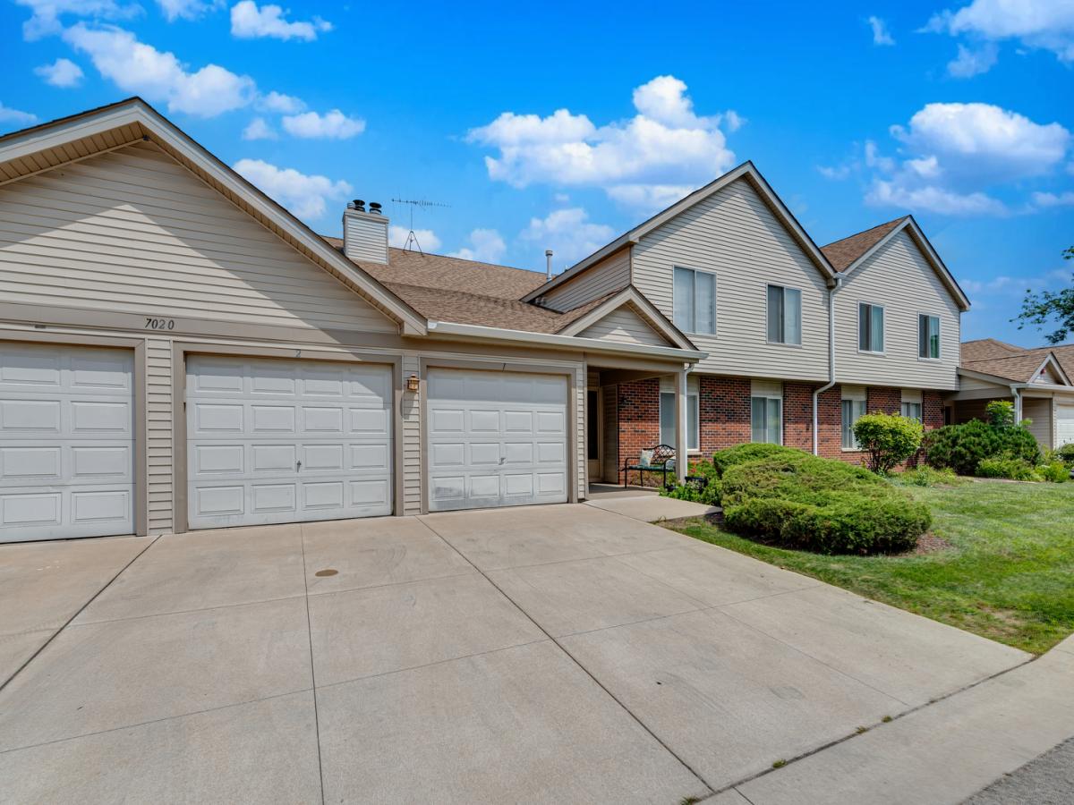 7020 ANDOVER Court #102 Woodridge IL 60517 MLS #MRD12442428 45 MLS #MRD12442428 image #0