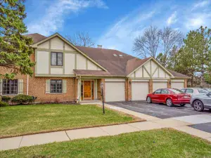 2150 Founders Drive #P108 Northbrook IL 60062 MLS #MRD12318327 64 broker reciprocity