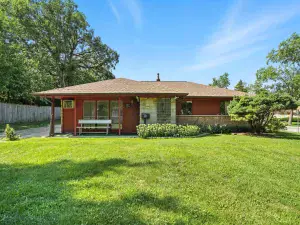 337 Nassau Street Park Forest IL 60466 MLS #MRD12491077 16 broker reciprocity