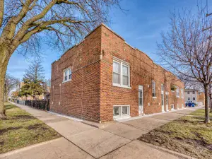 1306 N 36th Avenue Melrose Park IL 60160 MLS #MRD12428119 16 broker reciprocity