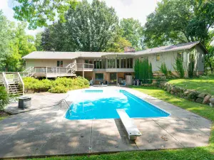 269 Shenstone Road Riverside IL 60546 MLS #MRD12456350 46 broker reciprocity