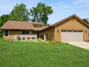 23 Bobolink Drive Grayslake IL 60030 MLS #MRD12501883 54 broker reciprocity