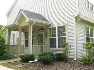 605 Yale Lane Island Lake IL 60042 MLS #MRD12496421 50 broker reciprocity