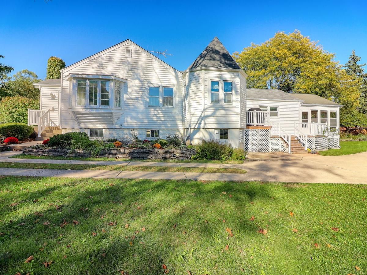 635 S Finley Road Lombard IL 60148 MLS #MRD12444338 45 MLS #MRD12444338 image #0
