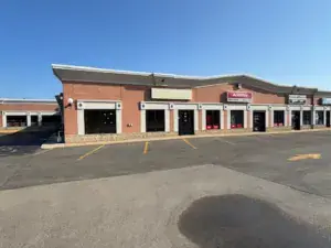 475 W 55th Street Countryside IL 60525 MLS #MRD12500065 58 broker reciprocity