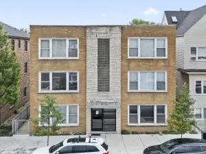 4537 N Clark Street Chicago IL 60640 MLS #MRD12182638 96 broker reciprocity