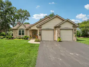 27202 S Egyptian Trail Monee IL 60449 MLS #MRD12473771 58 broker reciprocity