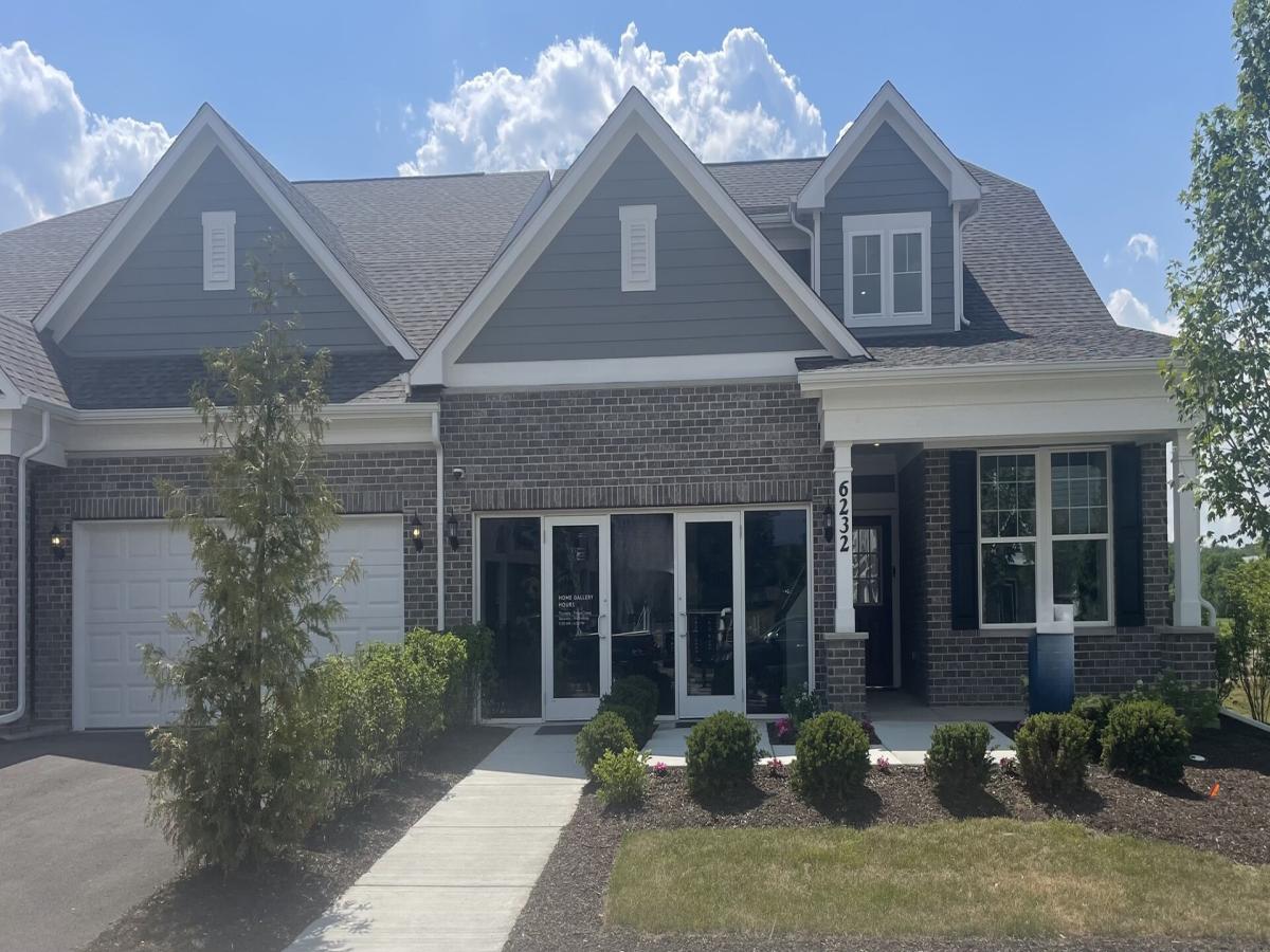 6201 Links Drive #24001 Woodridge IL 60517 MLS #MRD12446393 45 MLS #MRD12446393 image #0