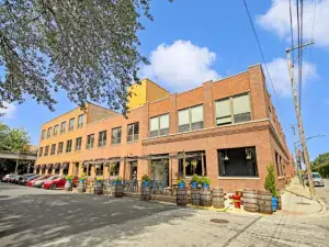 2315 N Southport Avenue Chicago IL 60614 MLS #MRD12463931 106 broker reciprocity