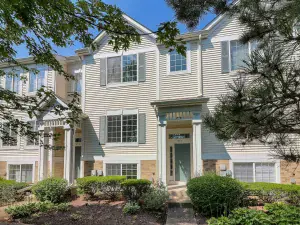 7962 Garfield Avenue #110 Burr Ridge IL 60527 MLS #MRD12488652 54 broker reciprocity
