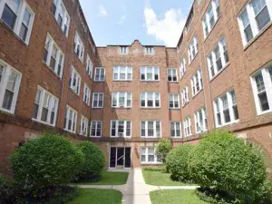 2245 W 21st Street #4 Chicago IL 60608 MLS #MRD12501015 48 broker reciprocity