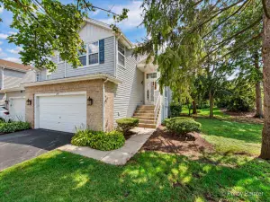 40 Kloe Lane #40 Sycamore IL 60178 MLS #MRD12257277 42 broker reciprocity